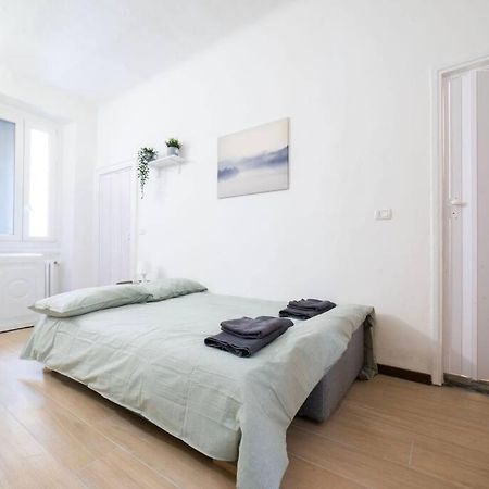 Apartment 4 Stops From The City Center Milán Exterior foto